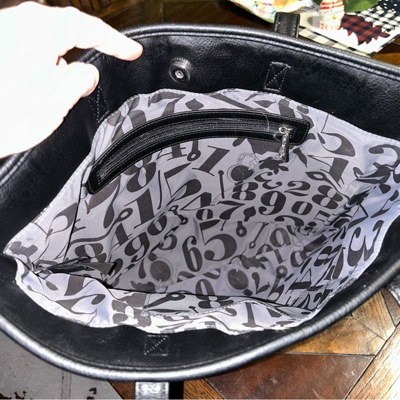 Loungefly Black and Pink Cartoon Tote - Picture 4 of 12